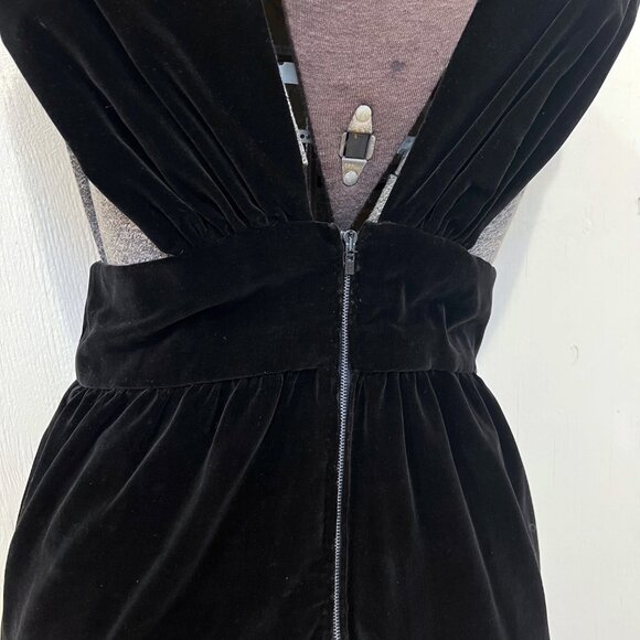 Vintage 1940s Black Velvet Pinafore Dress with Fur Trimmed Pockets Size S/M - Picture 8 of 10